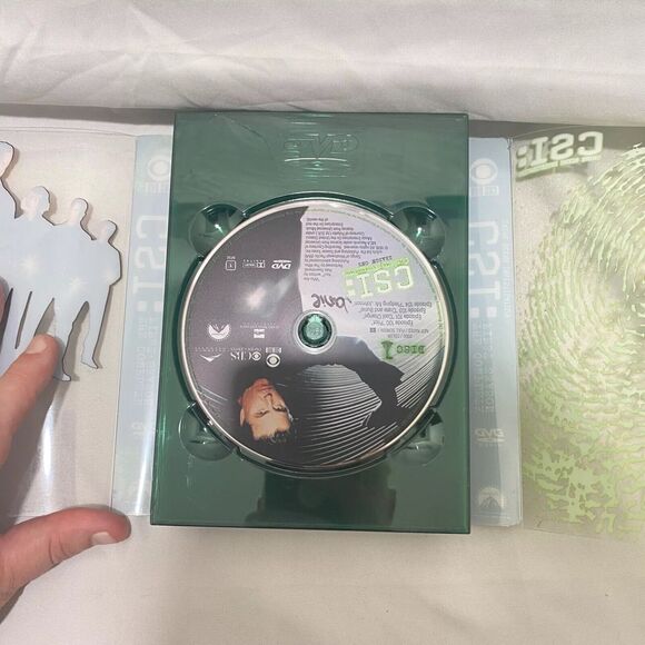 CSI Crime Scene Investigation The Complete First Season DVD 6 Disk Set - Picture 9 of 16